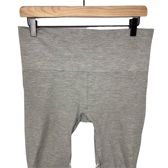 Blanqi Everyday SportSupport Hipster Contour Leggings Dove Grey Size Medium - Picture 4 of 6